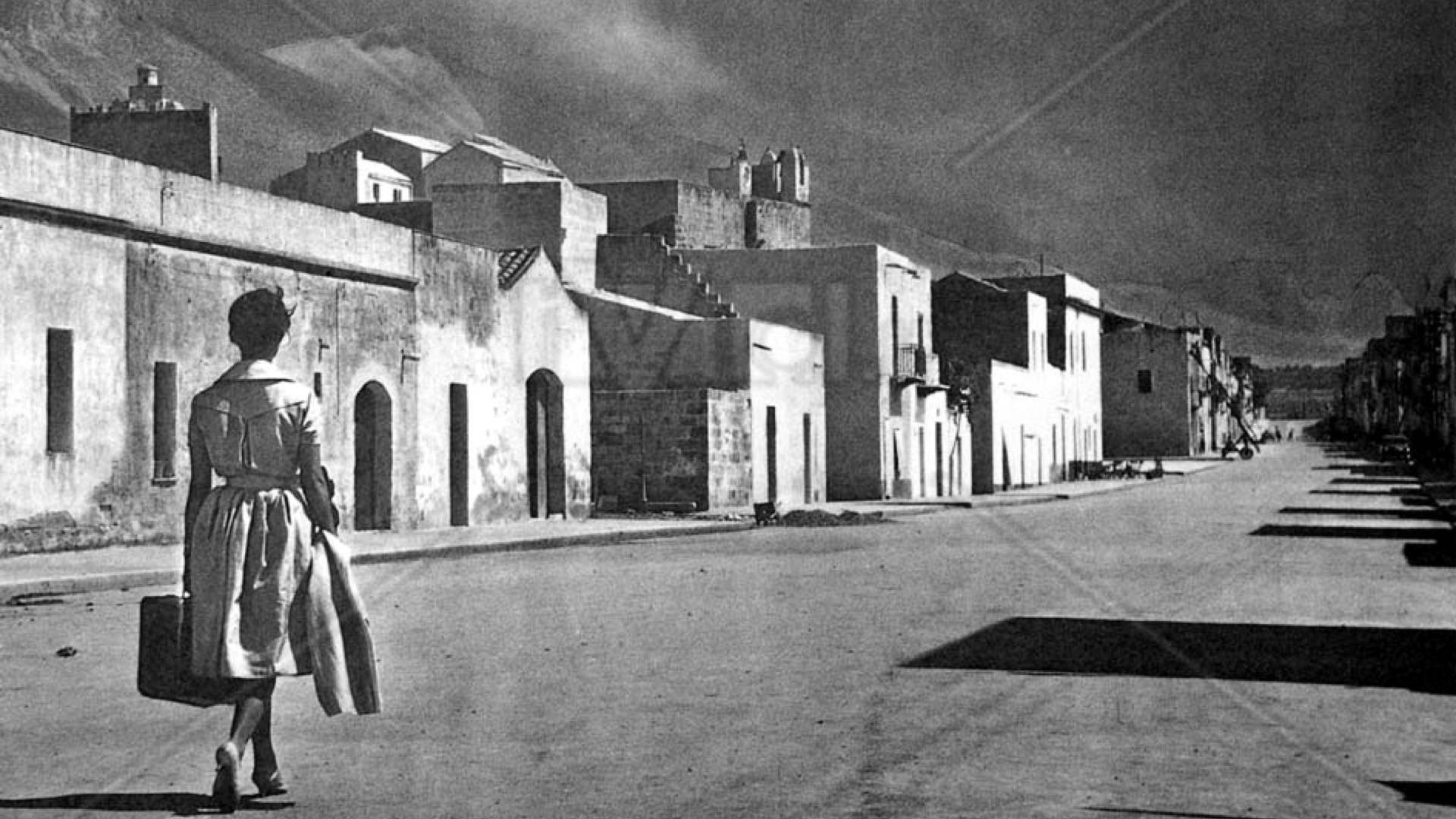 South Wind Background