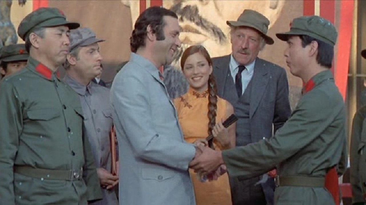 Chinese In Paris Background