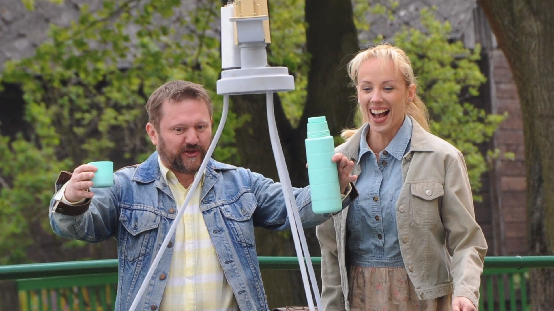 Štěstí je krásná věc Background