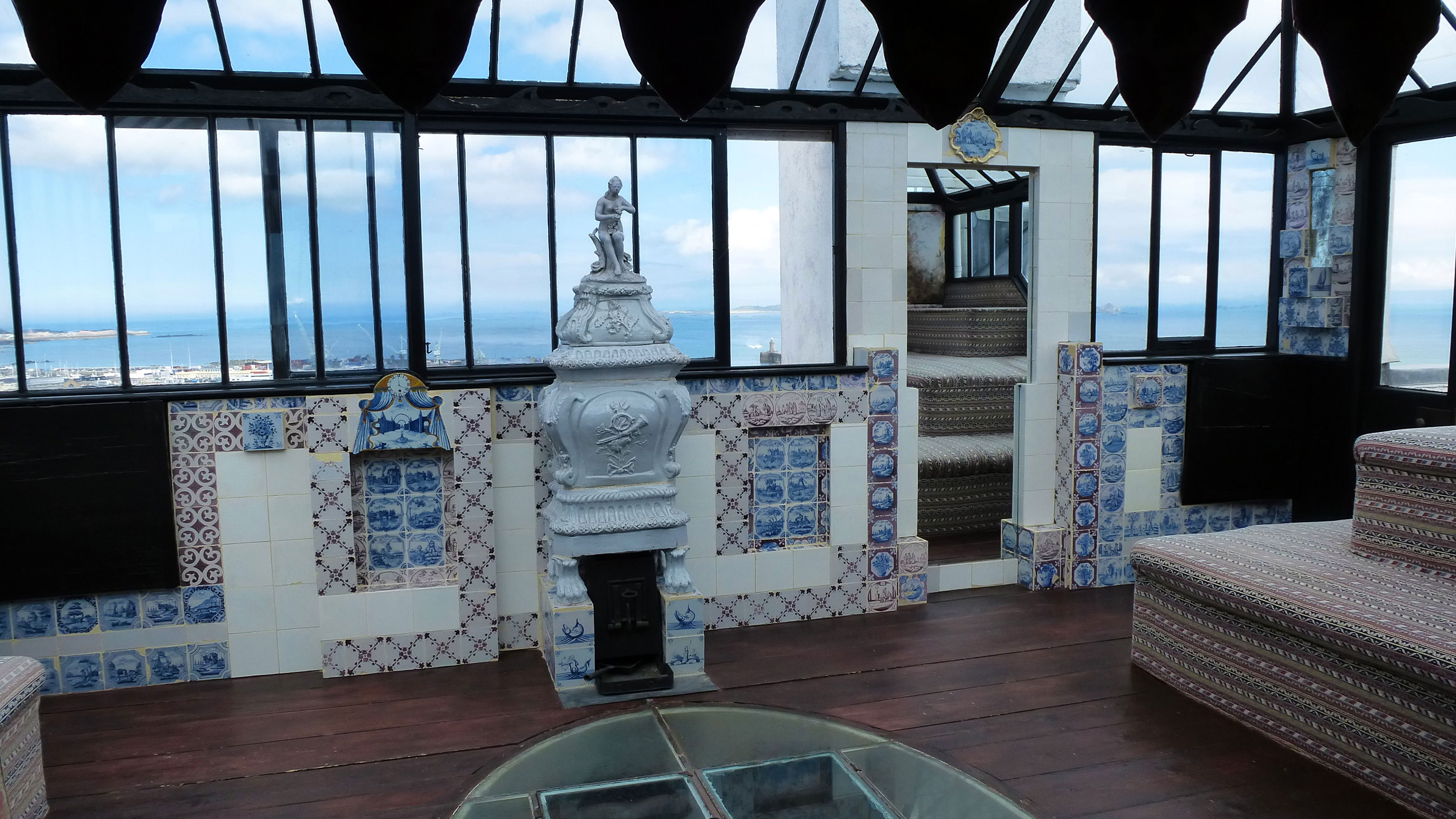 Victor Hugo à Guernesey, exil et création Background