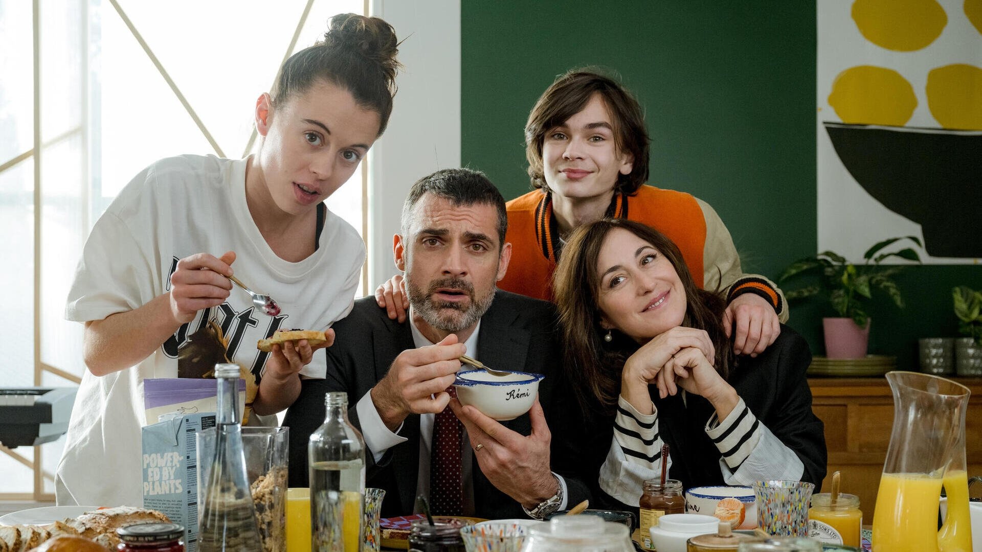 Dans de beaux draps Background