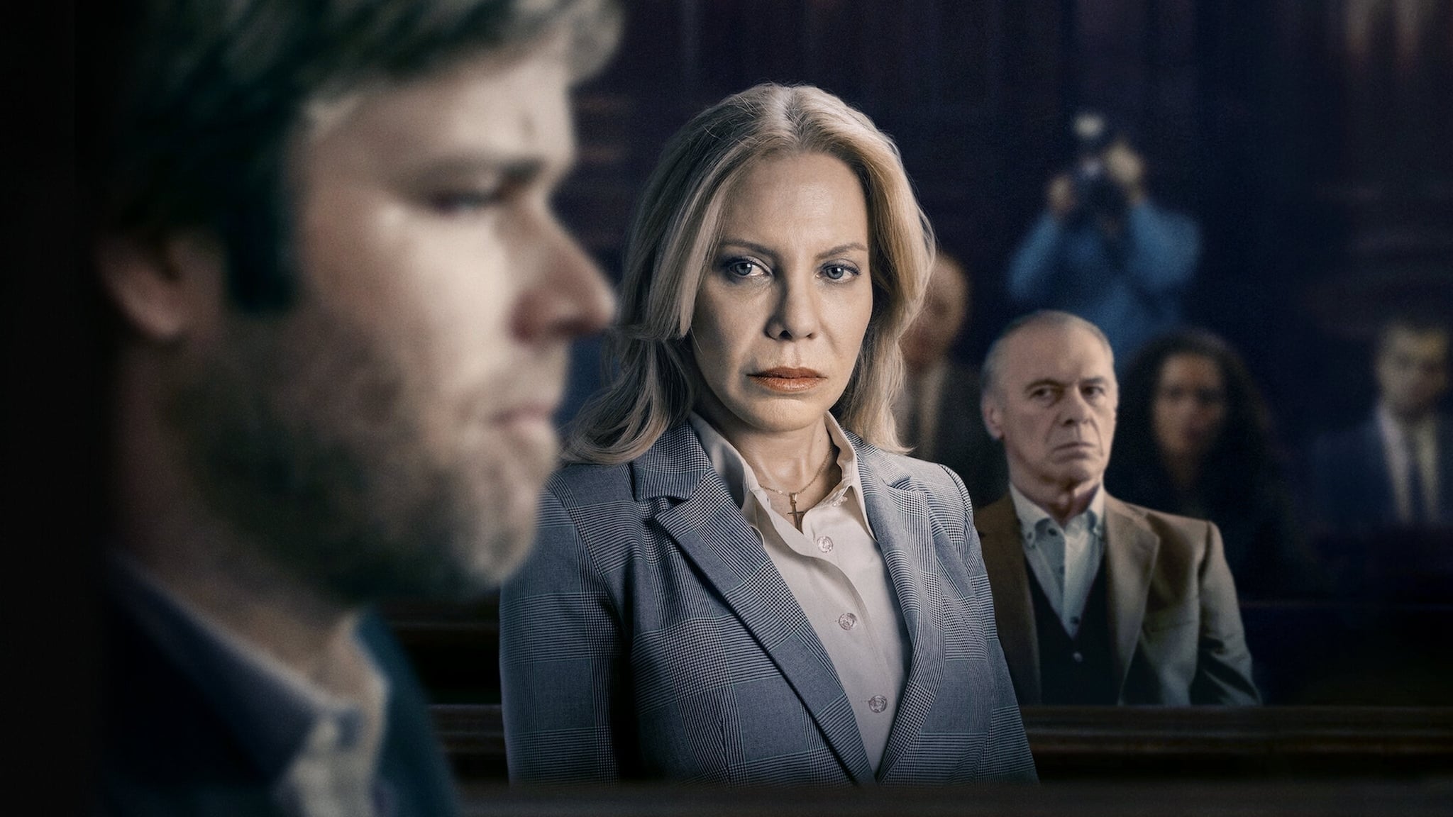 Crímenes de familia Background