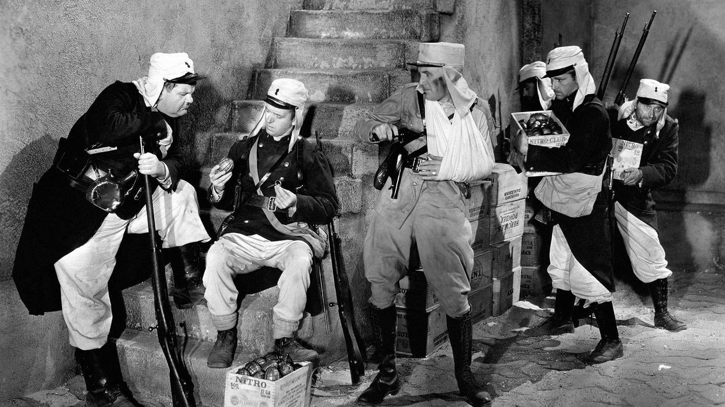 Beau Hunks Background