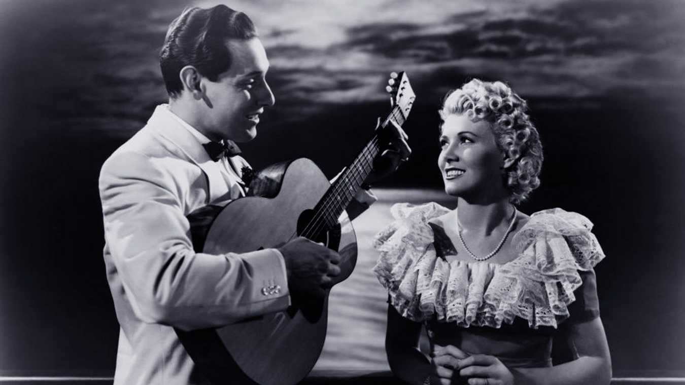 Blondie Goes Latin Background