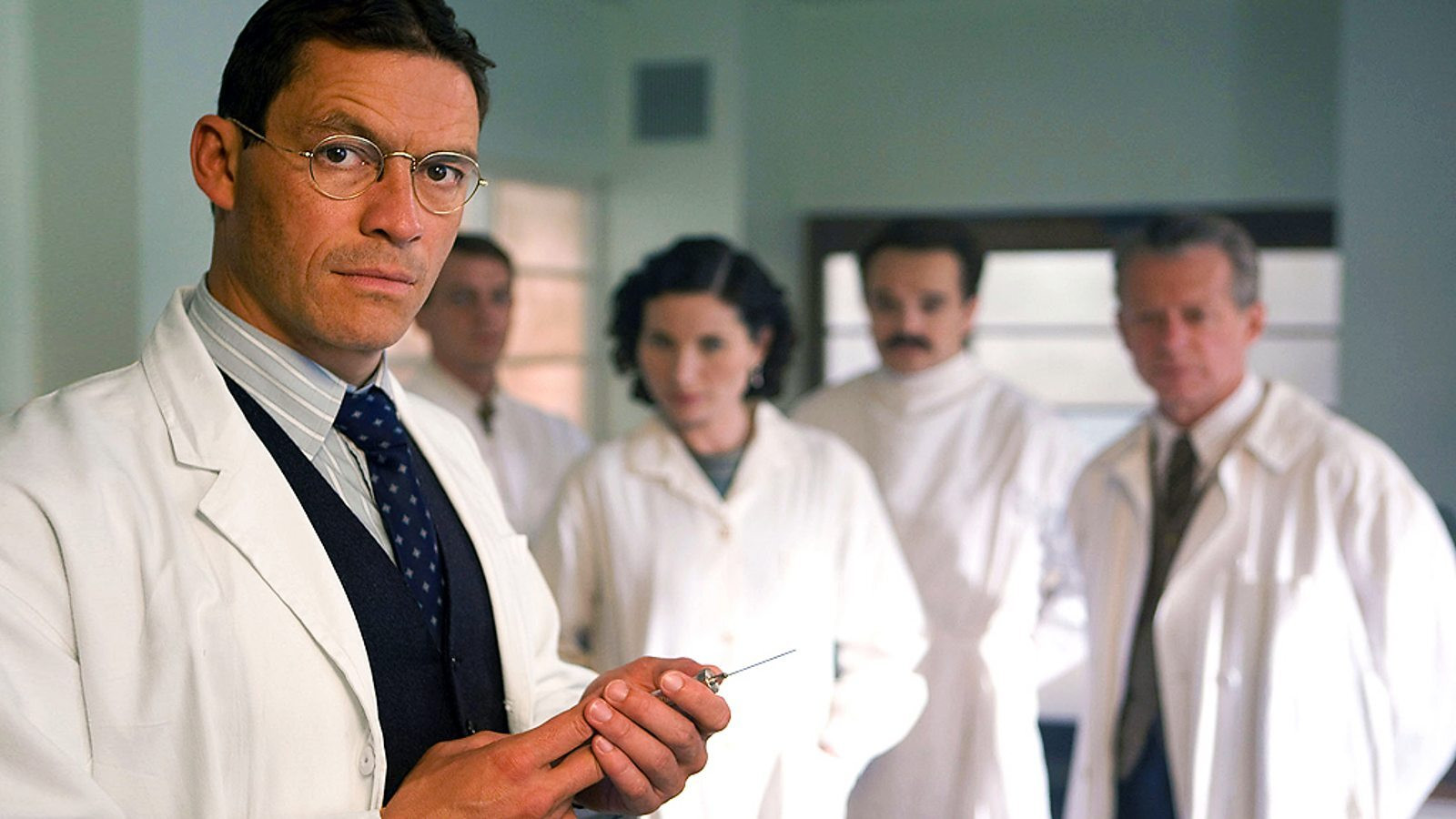 Breaking the Mould Background