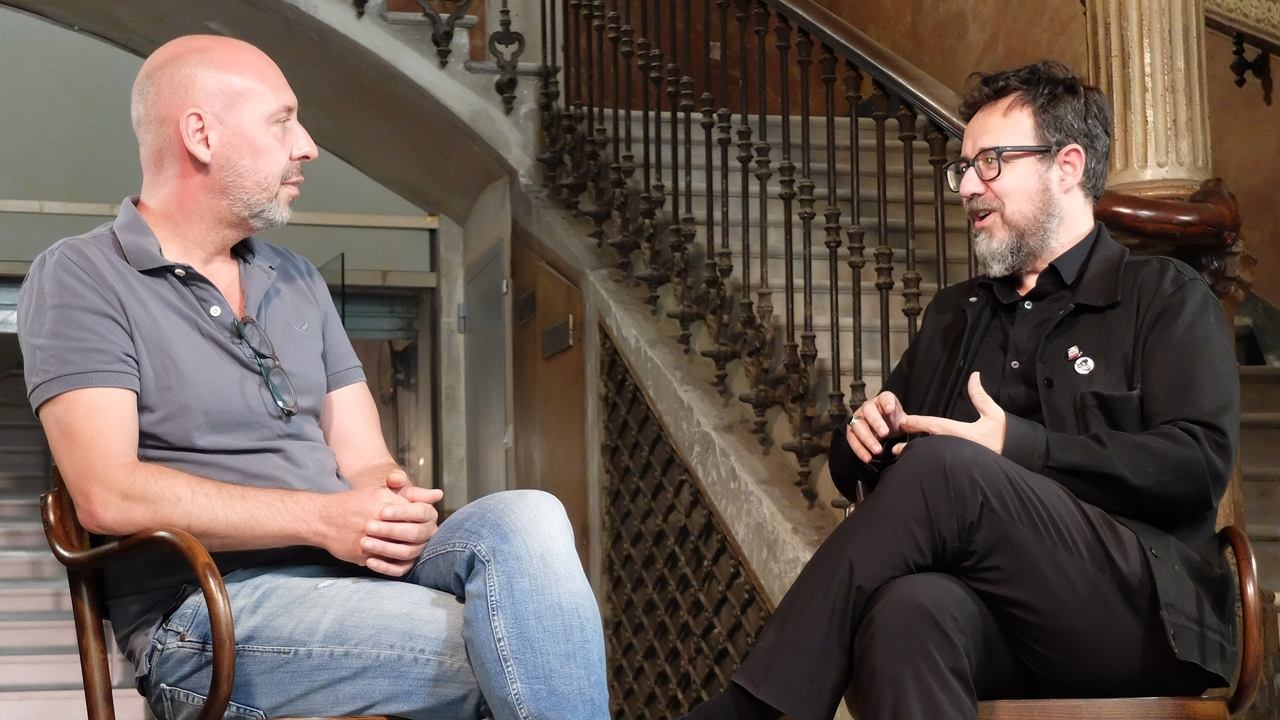 [REC]: terror sin pausa Background