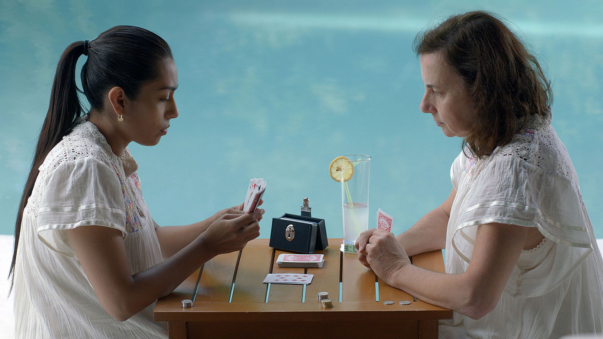 Nunca he tenido una Hilda Background