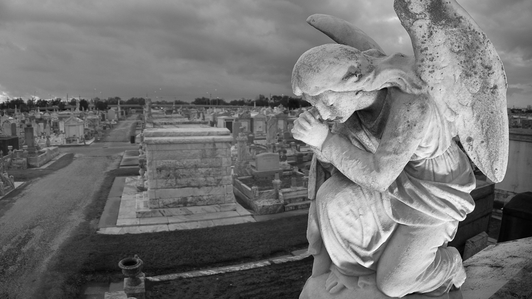 Most Terrifying Places in America Background