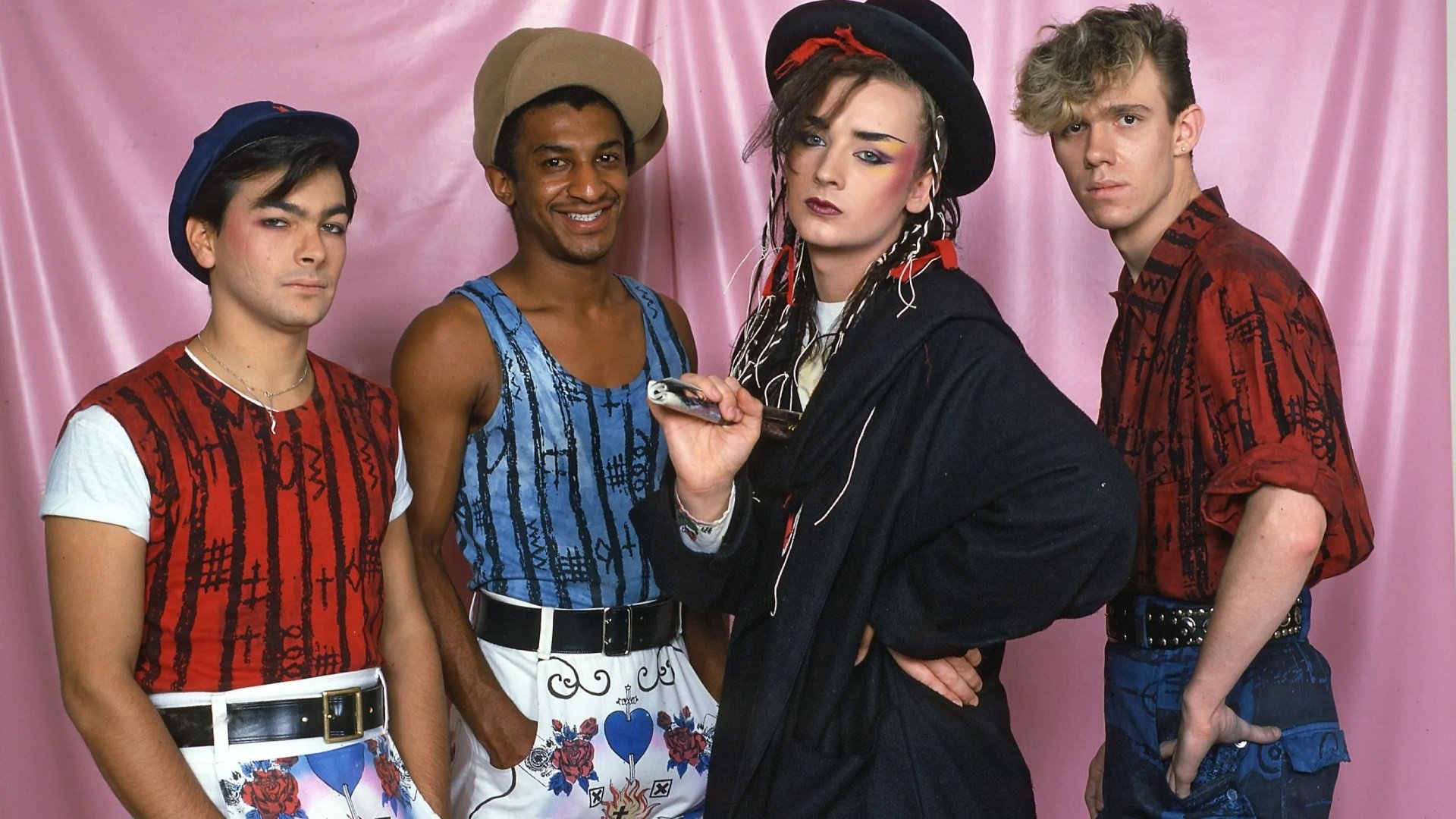 Culture Club: A Kiss Across the Ocean Background