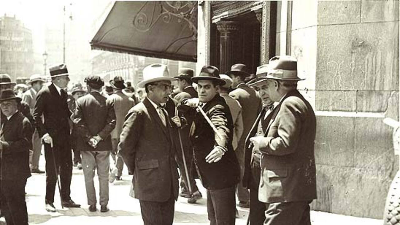 ¡Viva Madrid, que es mi pueblo! Background