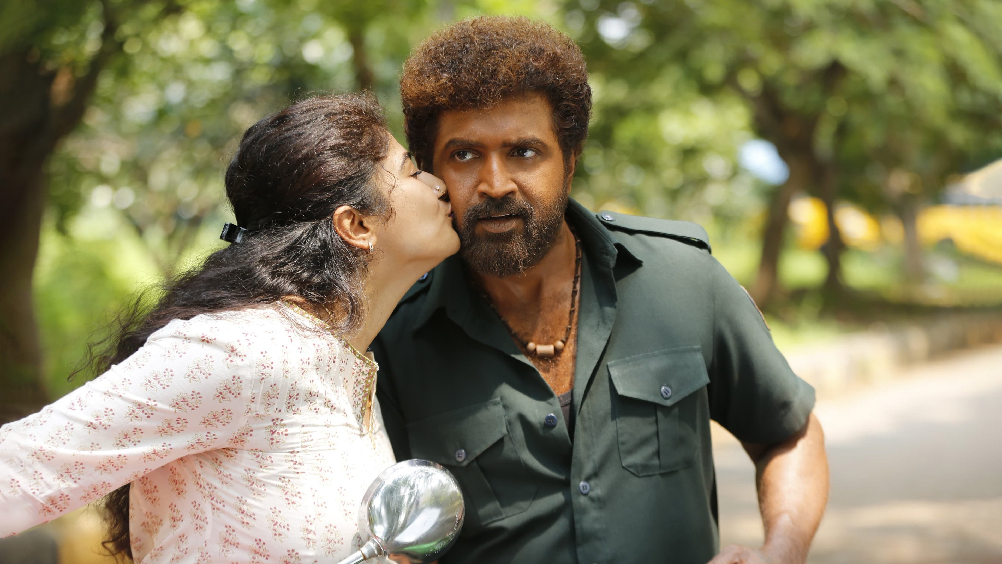 Vanangaan Background