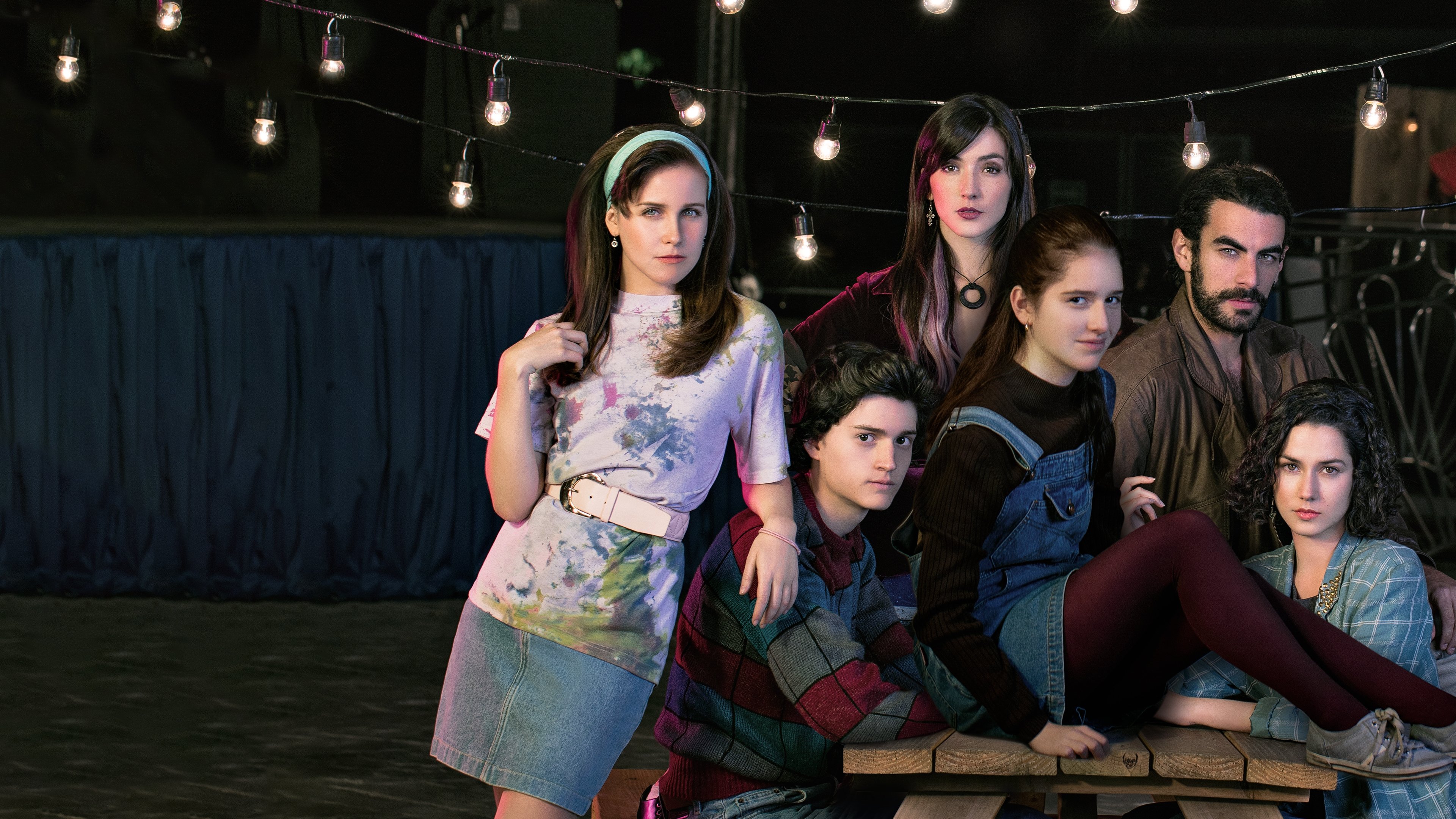 La vida inmoral de la pareja ideal Background