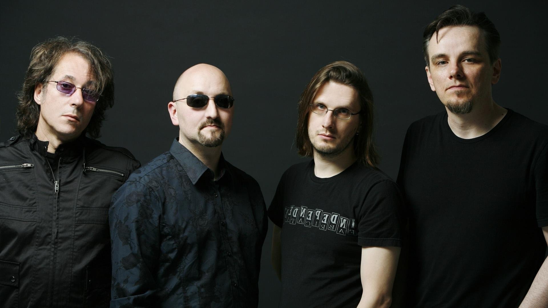 Porcupine Tree: Arriving Somewhere... Background