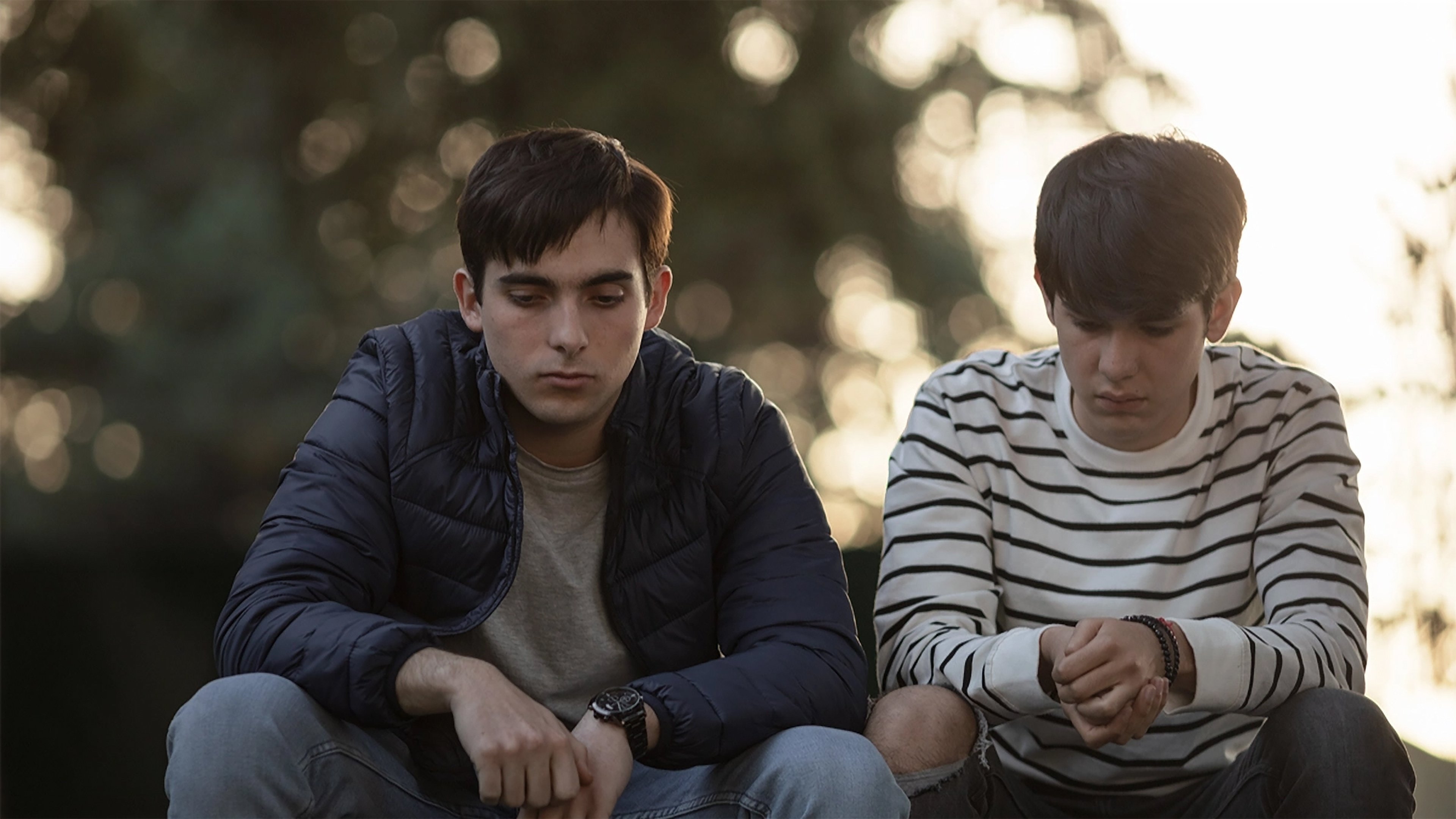 Hombres integros Background