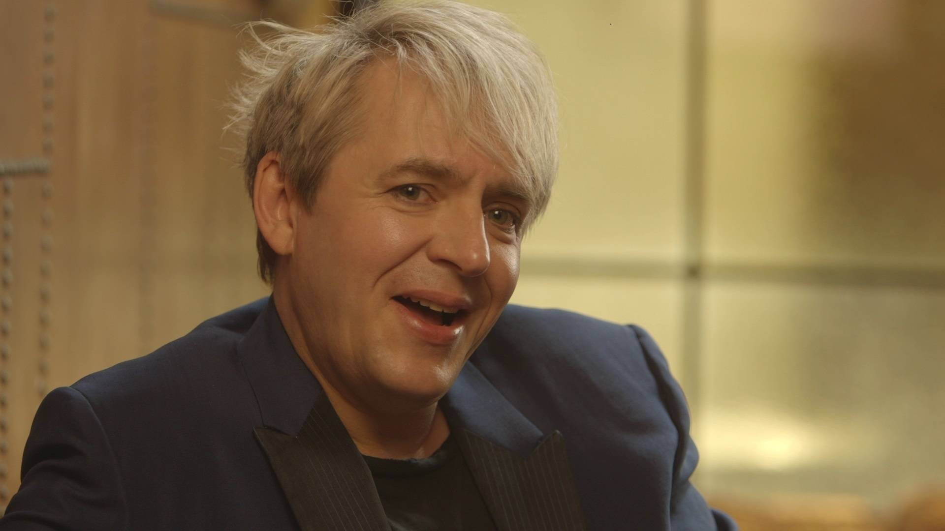 New Wave: Dare to be Different Background