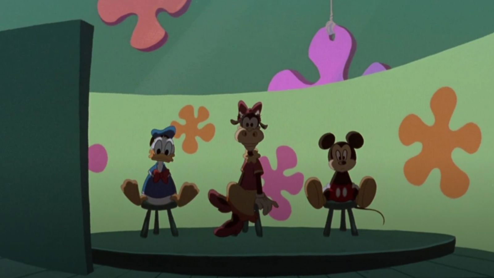 How to Haunt a House Background