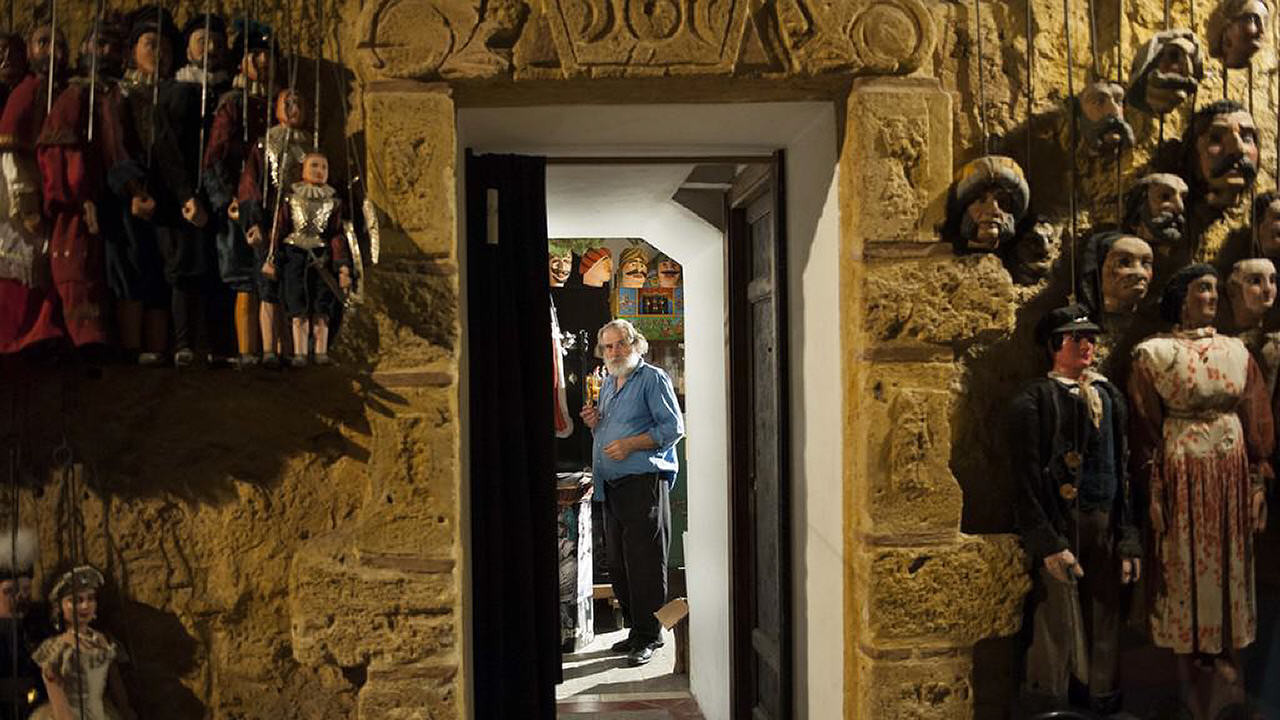 Orlando Ferito - Wounded Roland Background