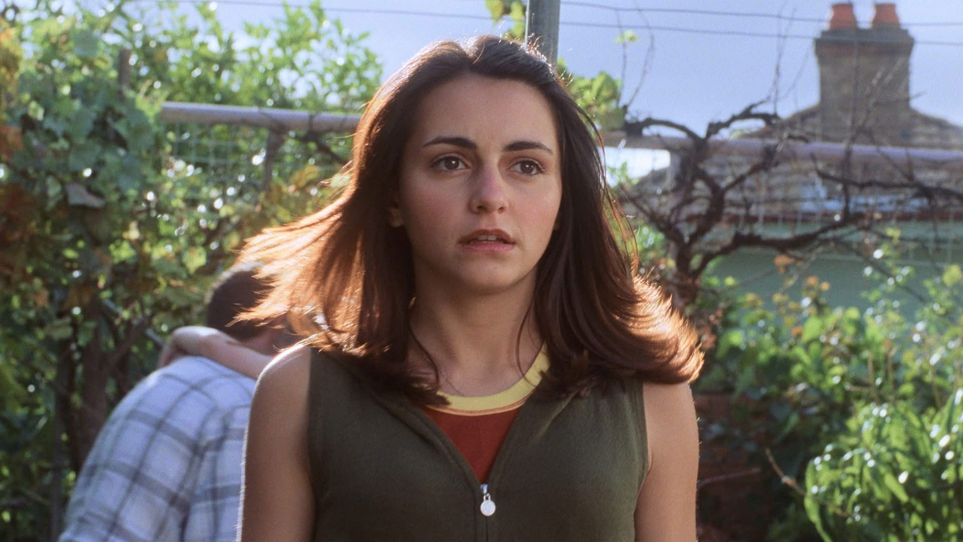 Looking for Alibrandi Background