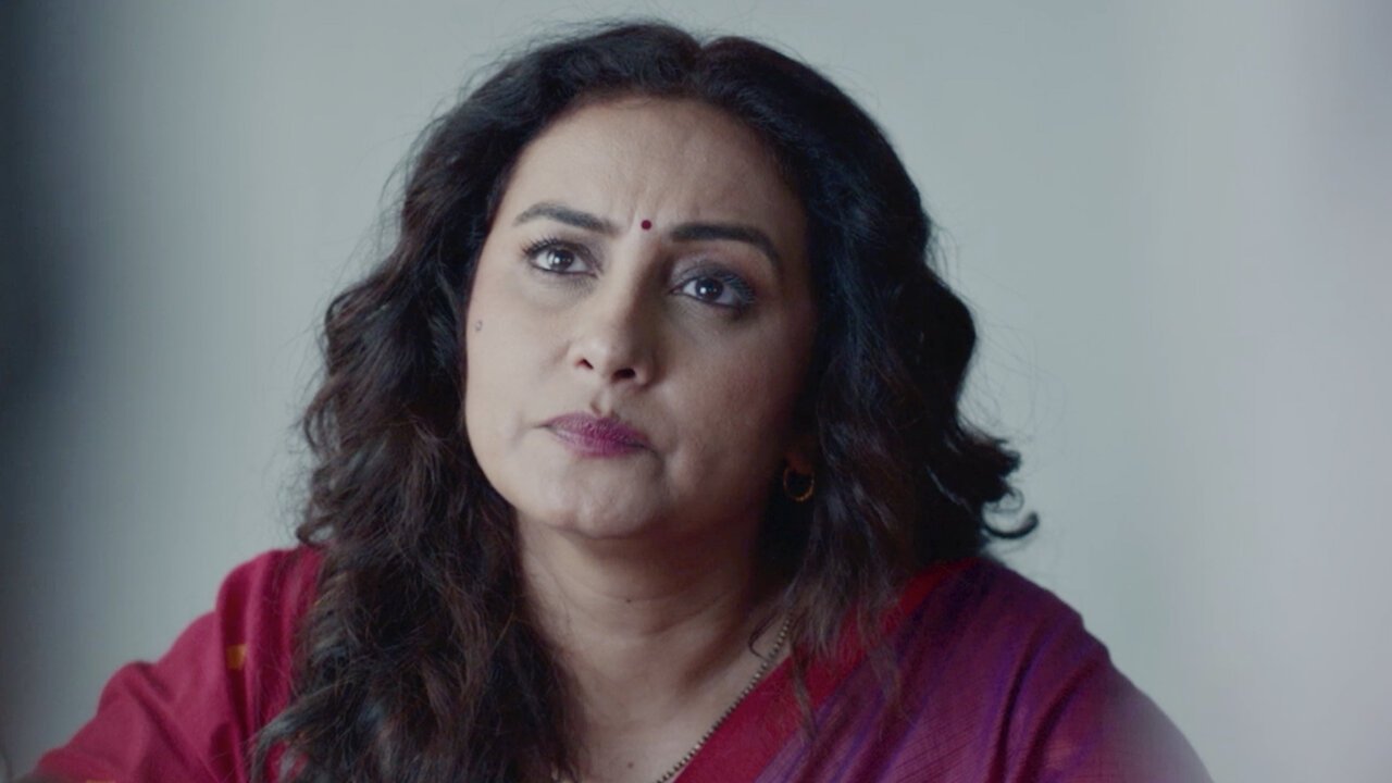 Zindagi in Short Background