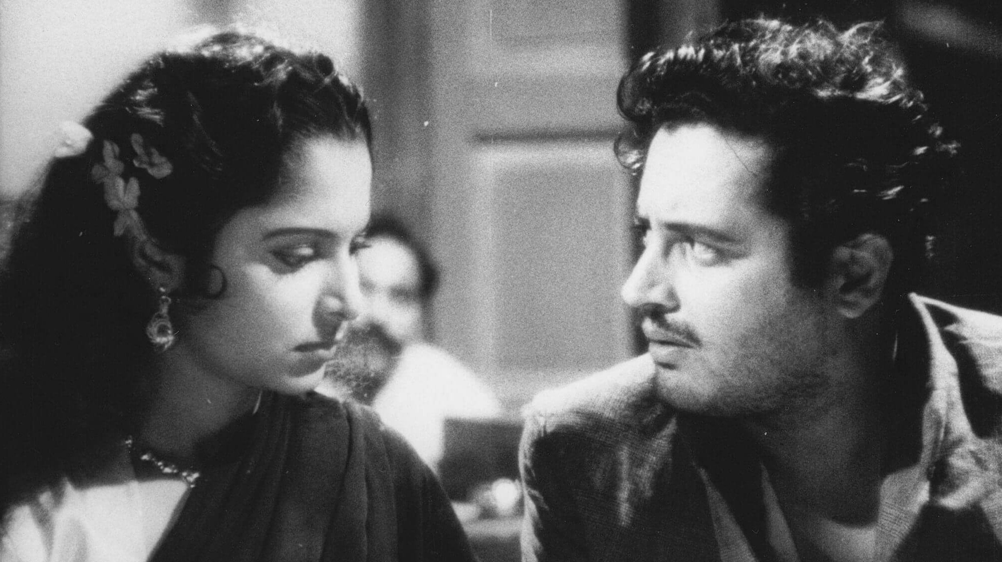 Pyaasa Background