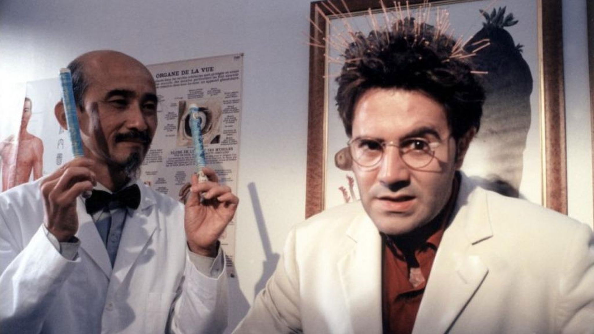 La Mort du Chinois Background