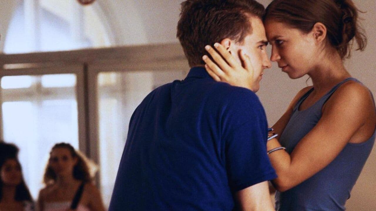 Kissing My Sister Background