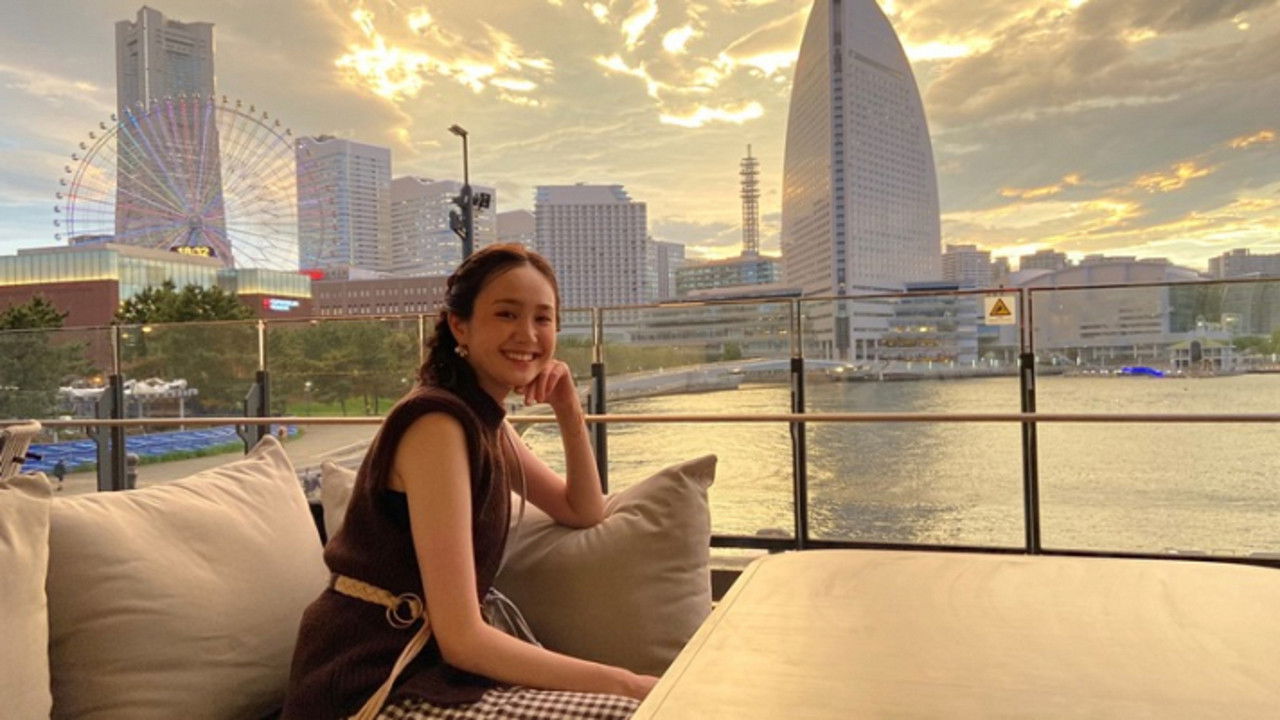 NEXT TRIP Background