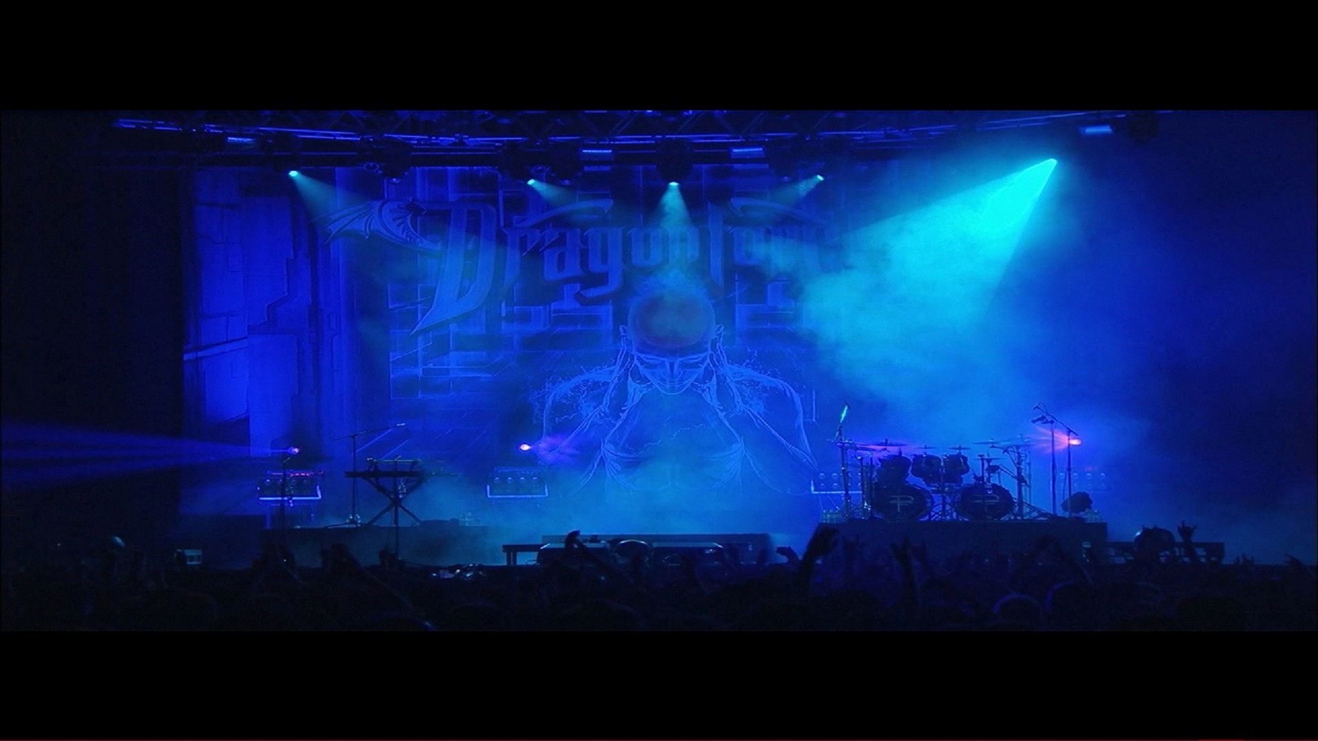 Dragonforce : In the Line of Fire...Larger Than Live Background