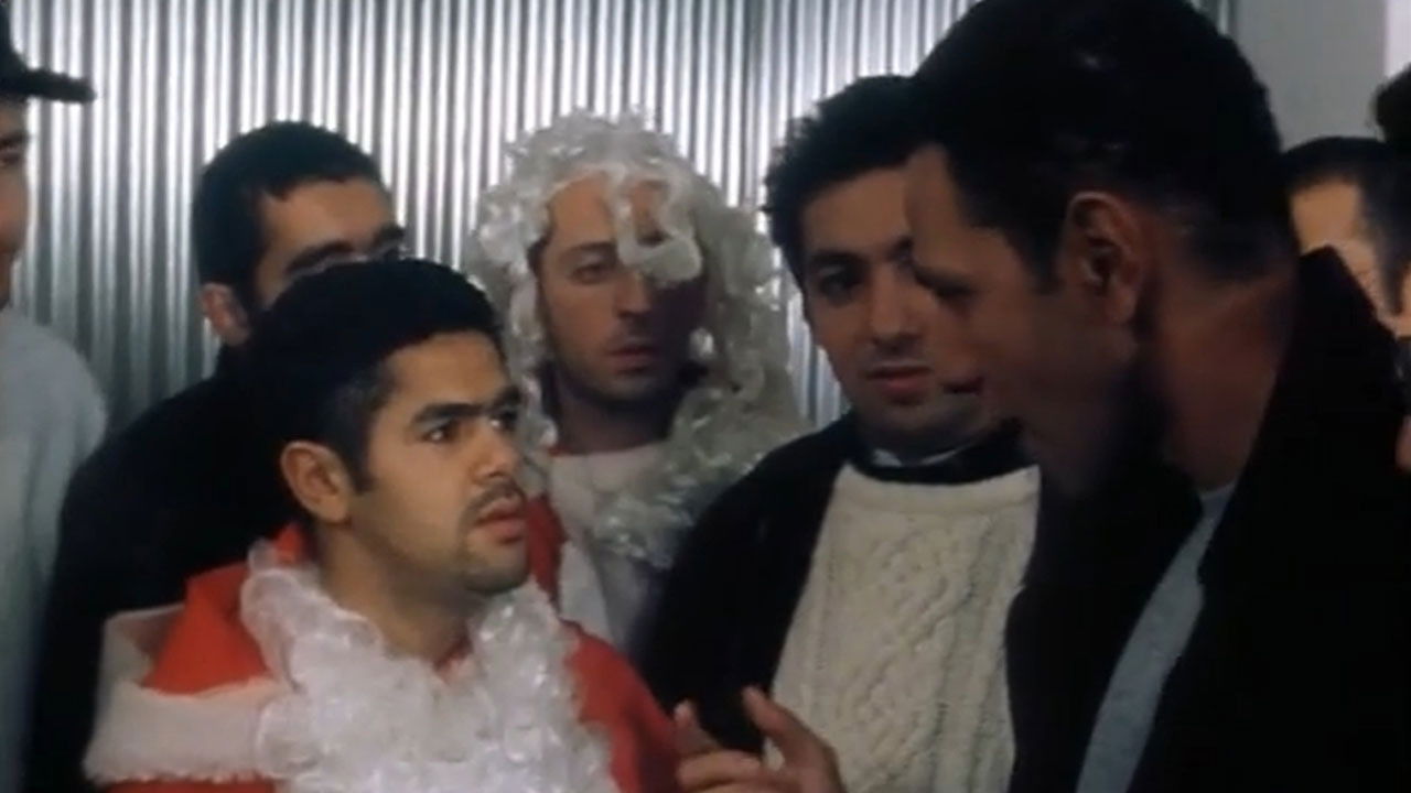 Les Petits Souliers Background