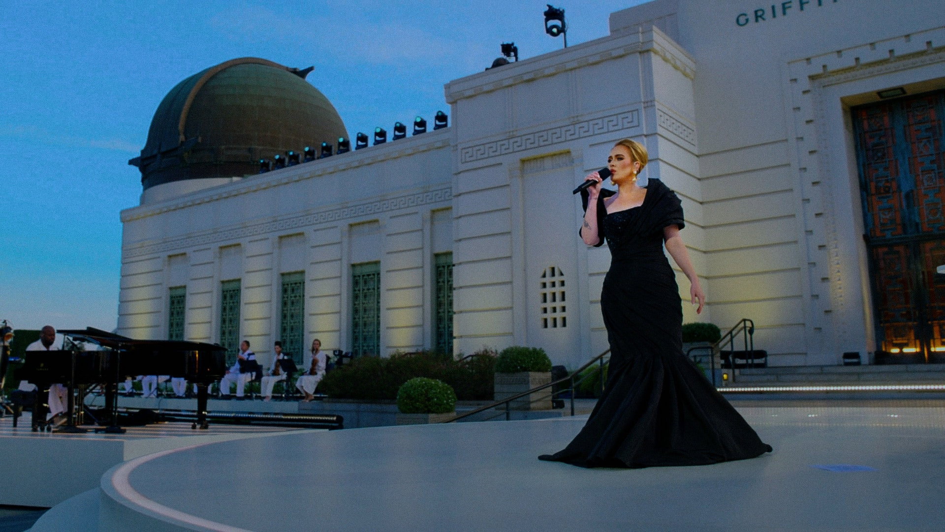 Adele One Night Only Background