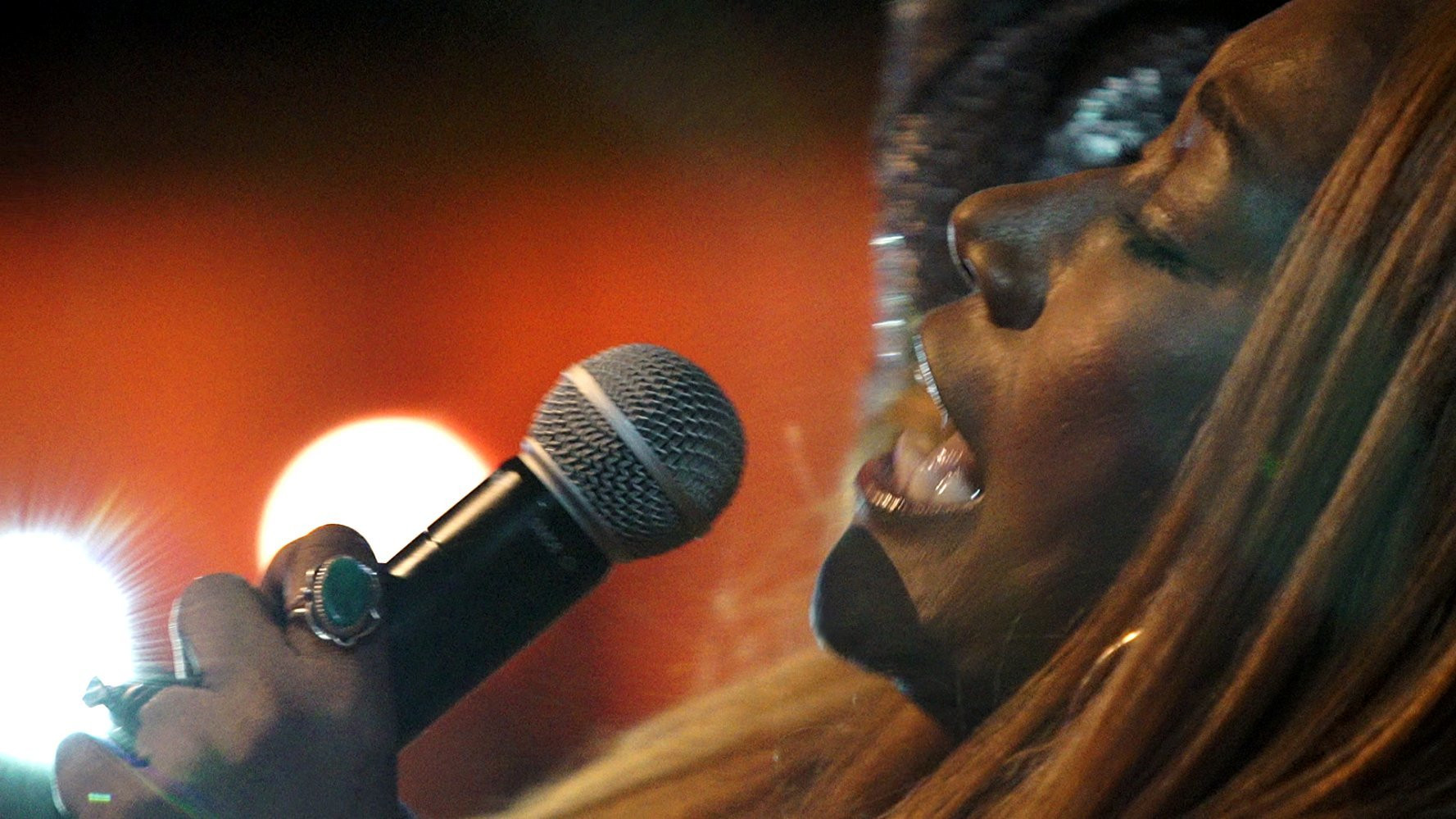 Jewel's Catch One Background