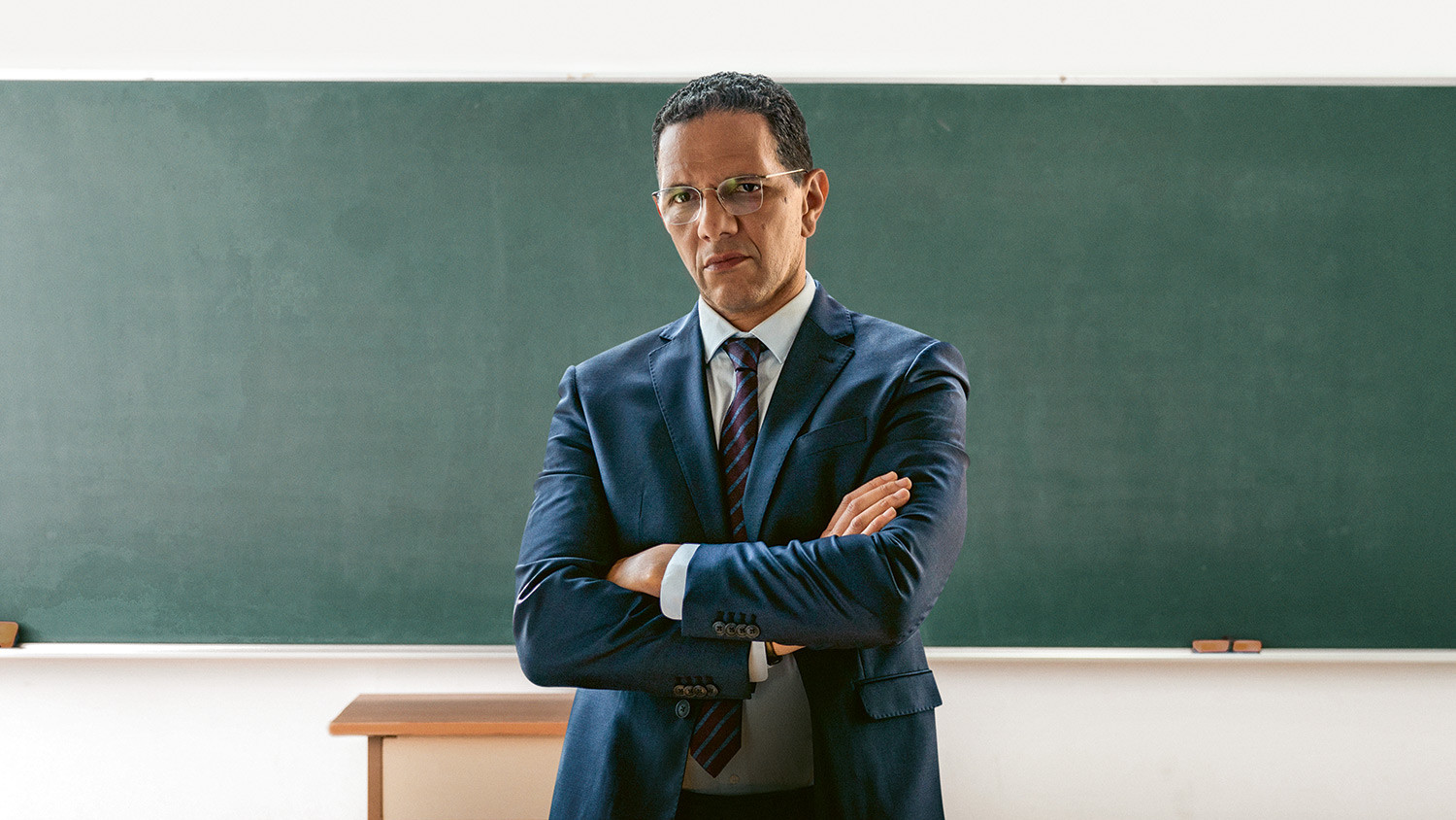 Le Principal Background