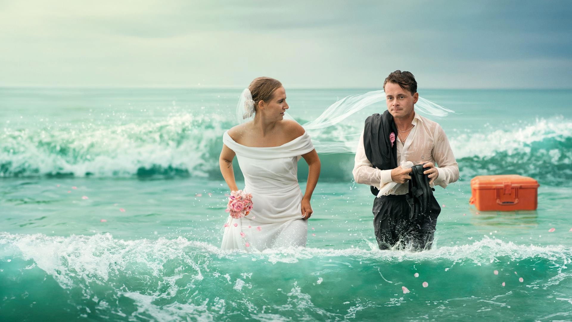 Stranded on Honeymoon Island Danmark Background