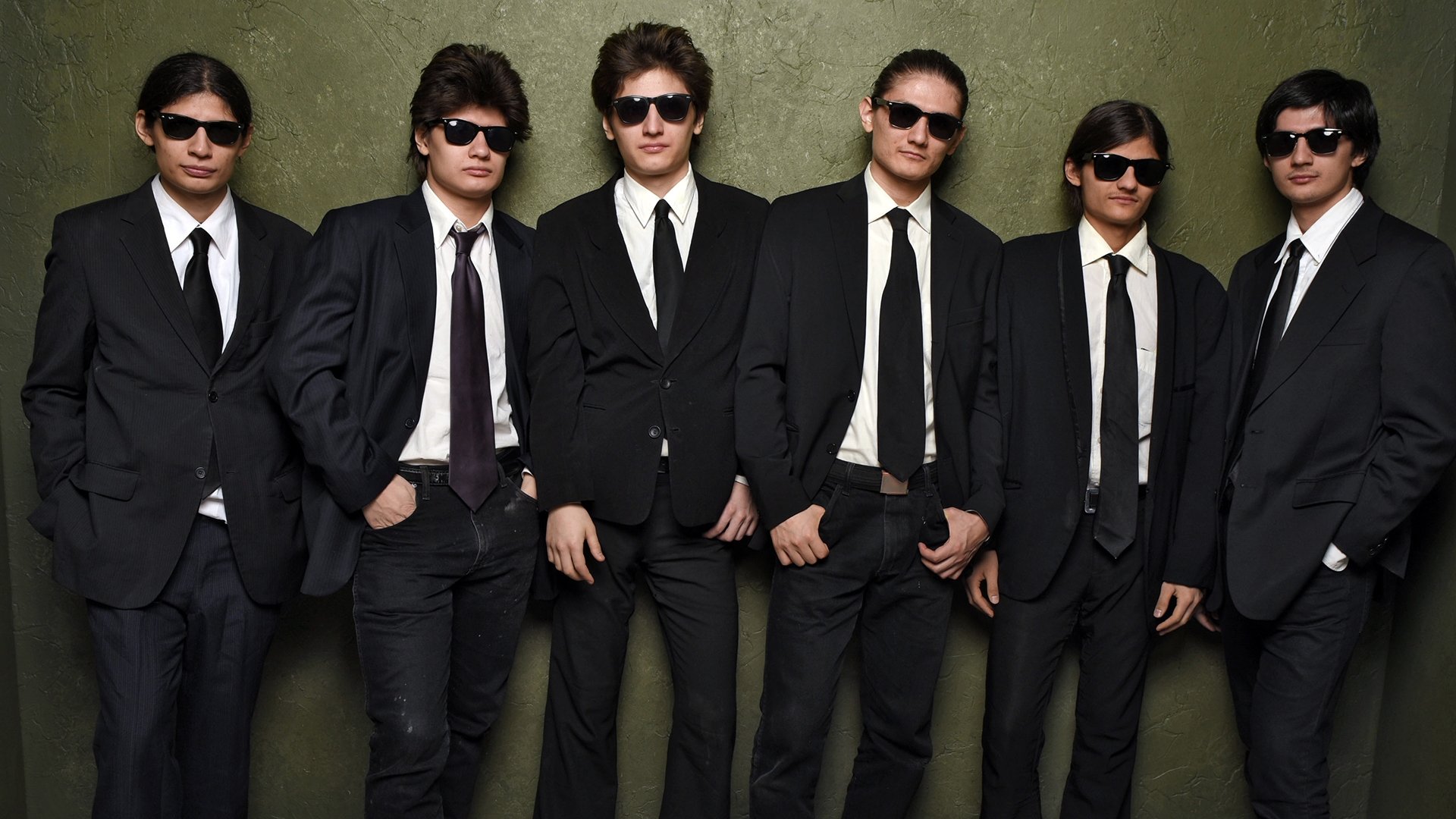 The Wolfpack Background