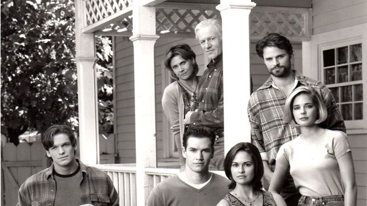 Hyperion Bay Background