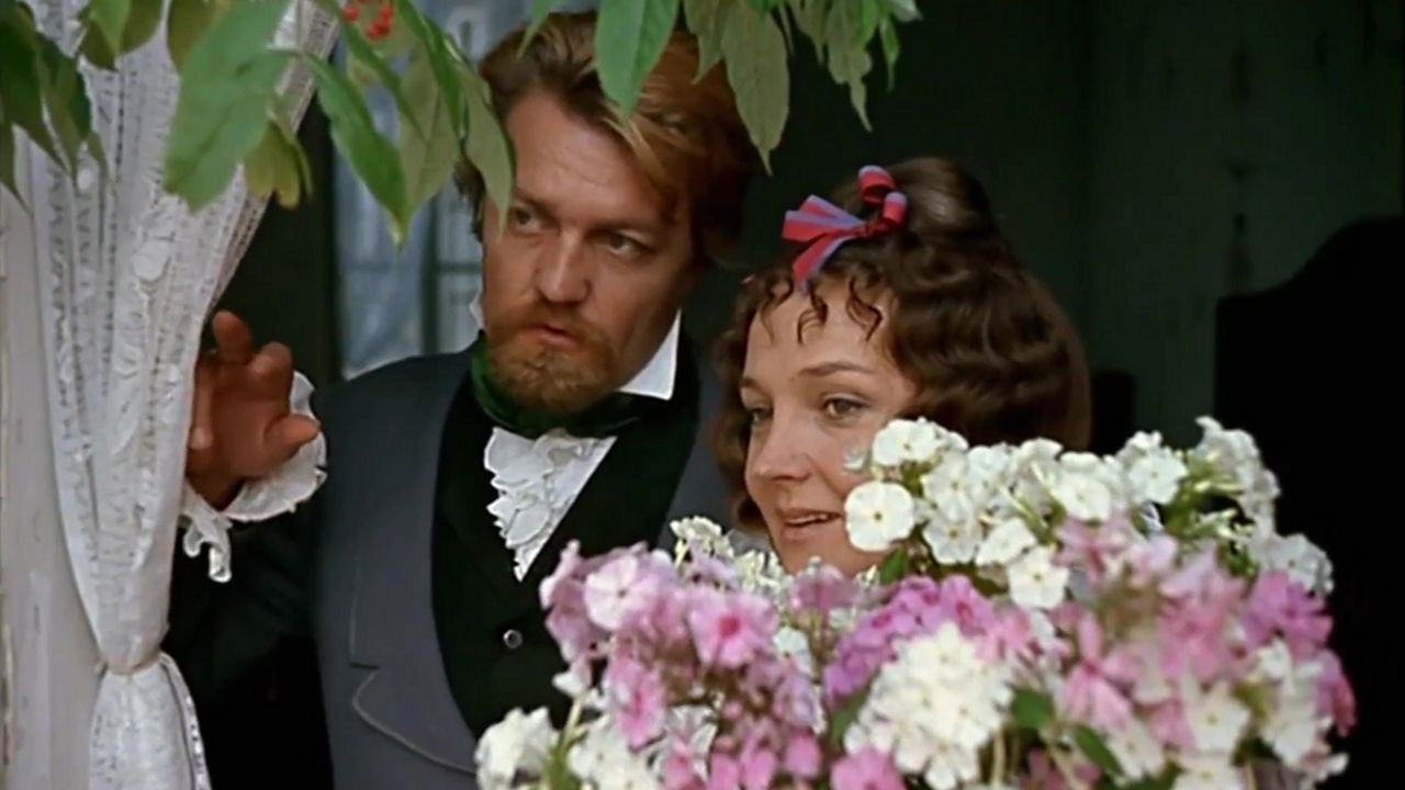 A Nest of Gentry Background