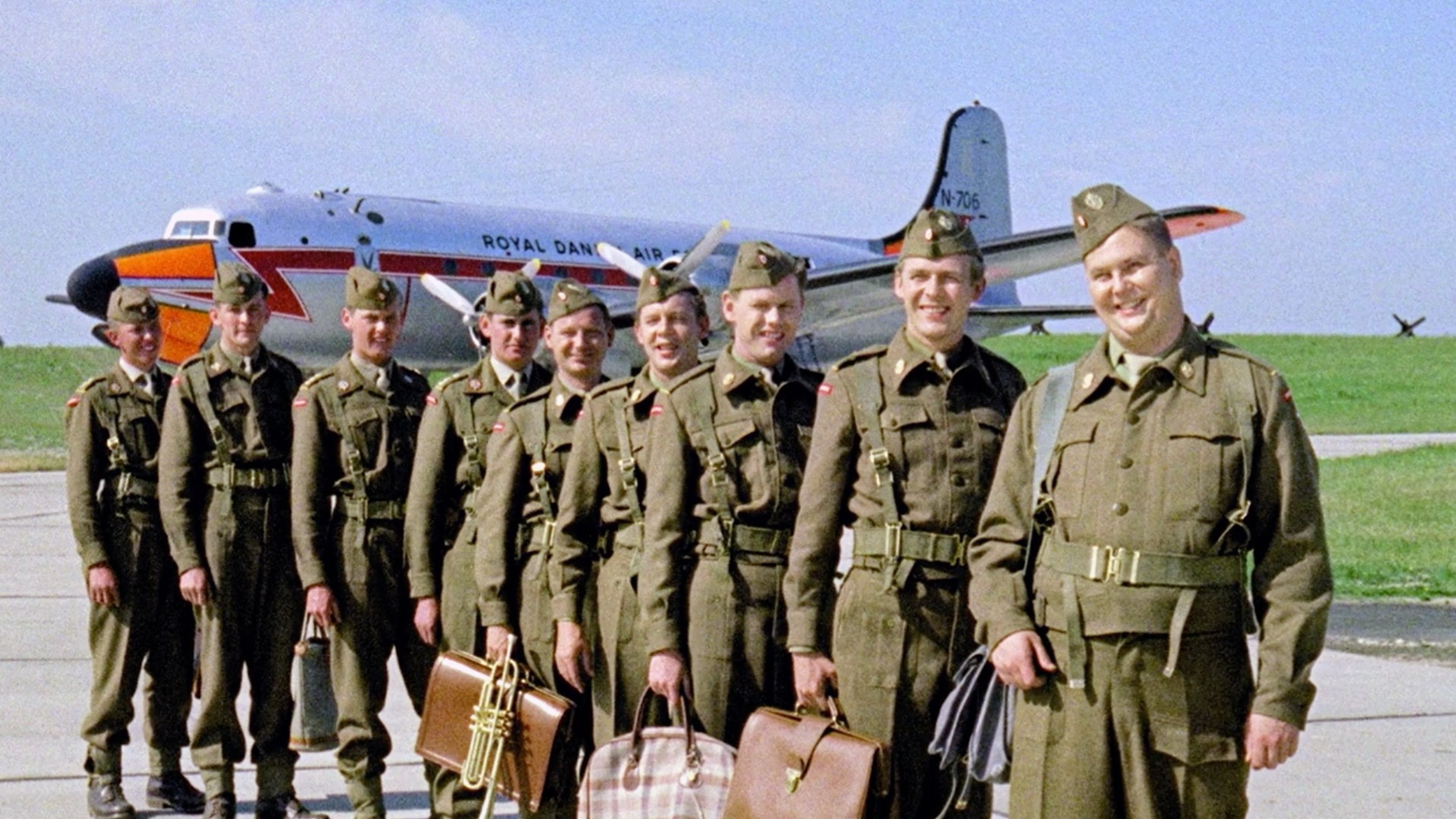 Friends at Arms: Operation Camel Background