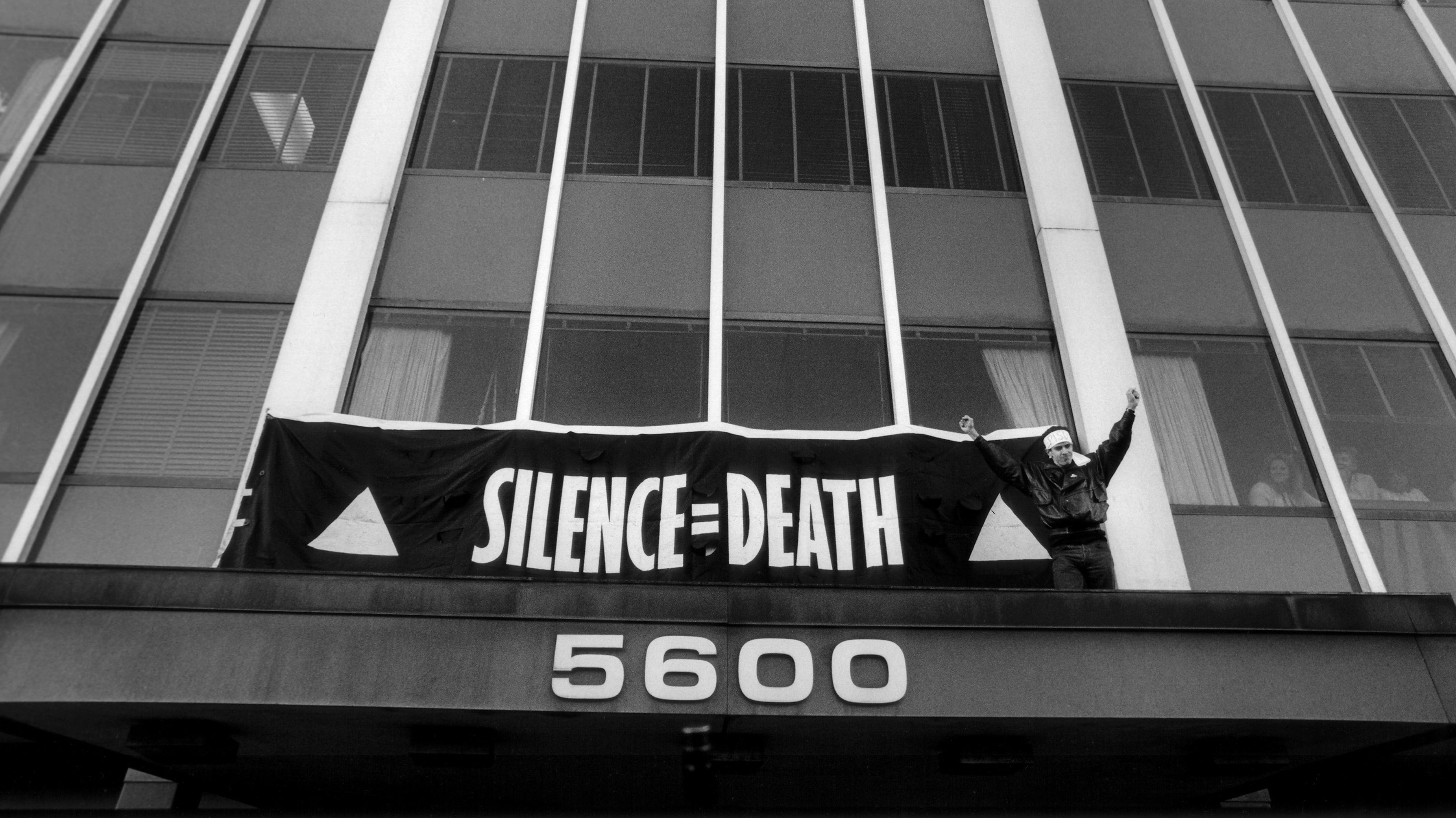 How to Survive a Plague Background