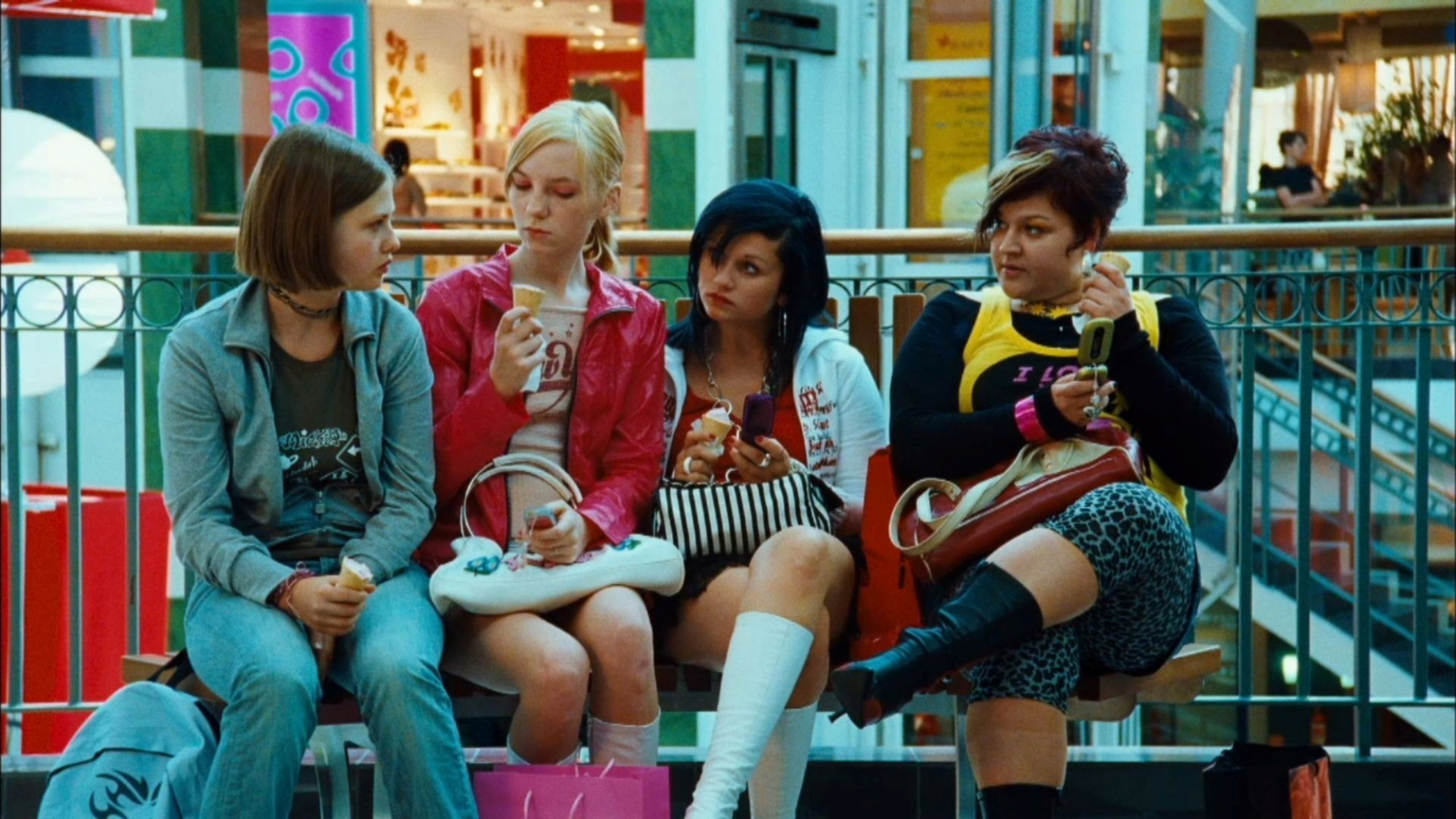 Mall Girls Background