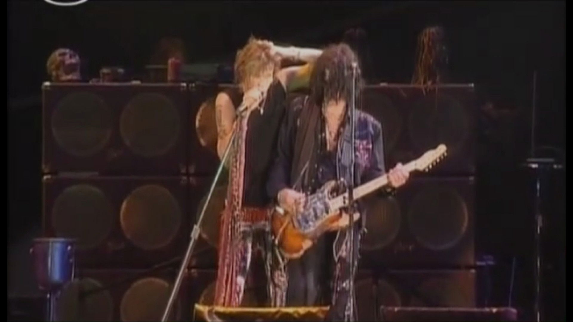 Aerosmith - Live in Japan Background