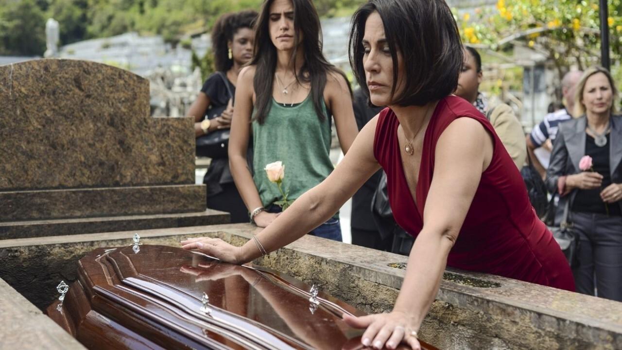 Drop Dead Gorgeous Background