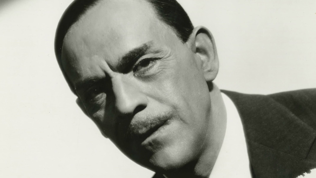 Mr. Wong, Detective Background