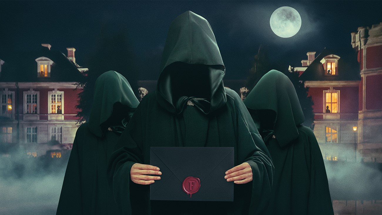 The Traitors - Unfamiliar Territory (DK) Background