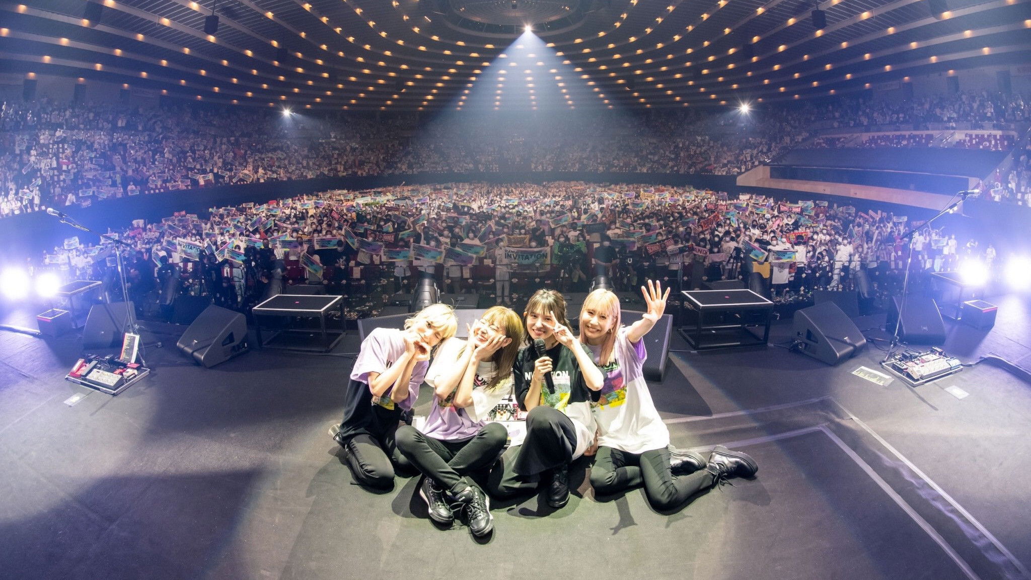 SCANDAL - 15th Anniversary Live "INVITATION" Livestream From Osaka-Jo Hall Background