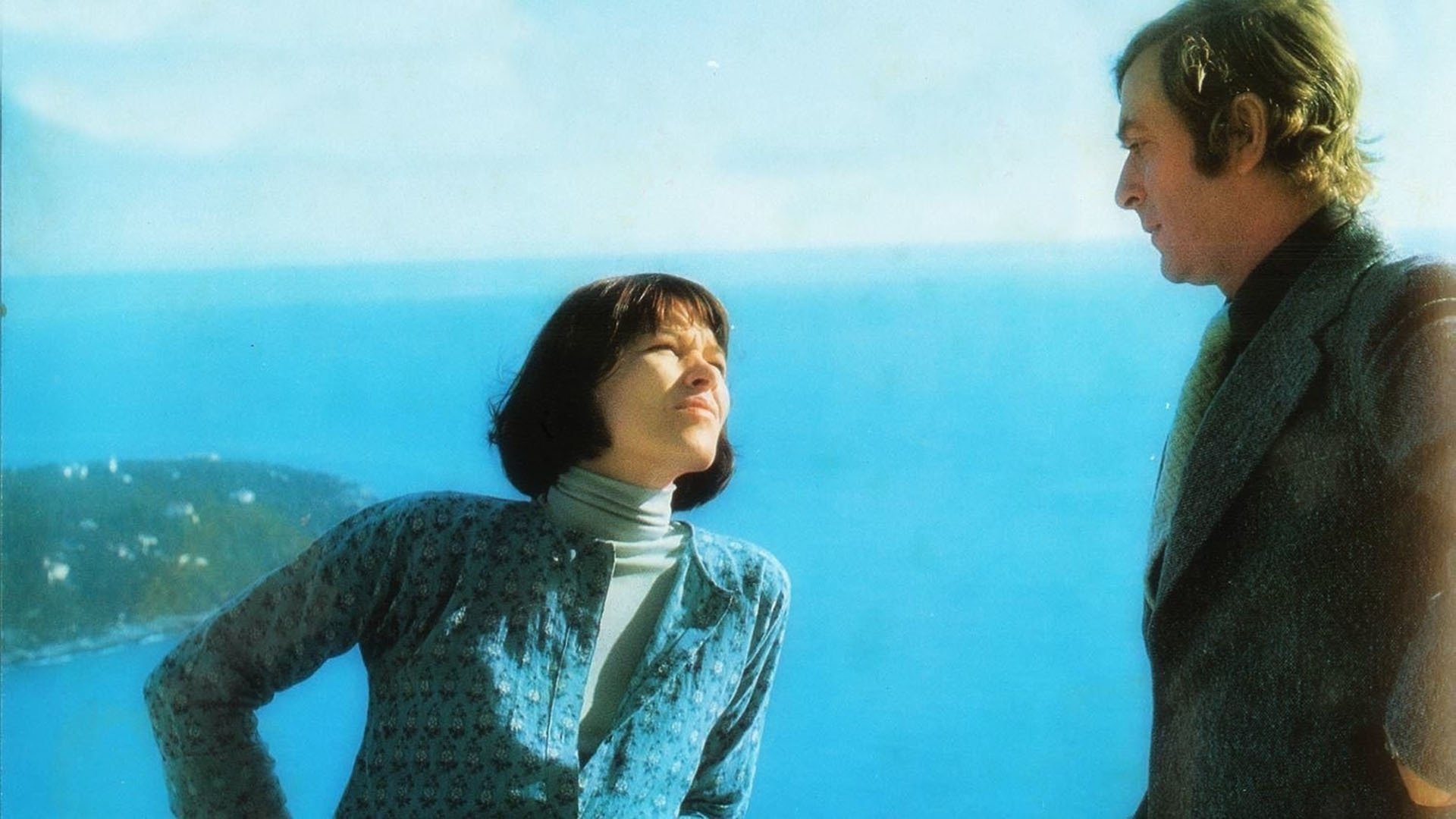 The Romantic Englishwoman Background