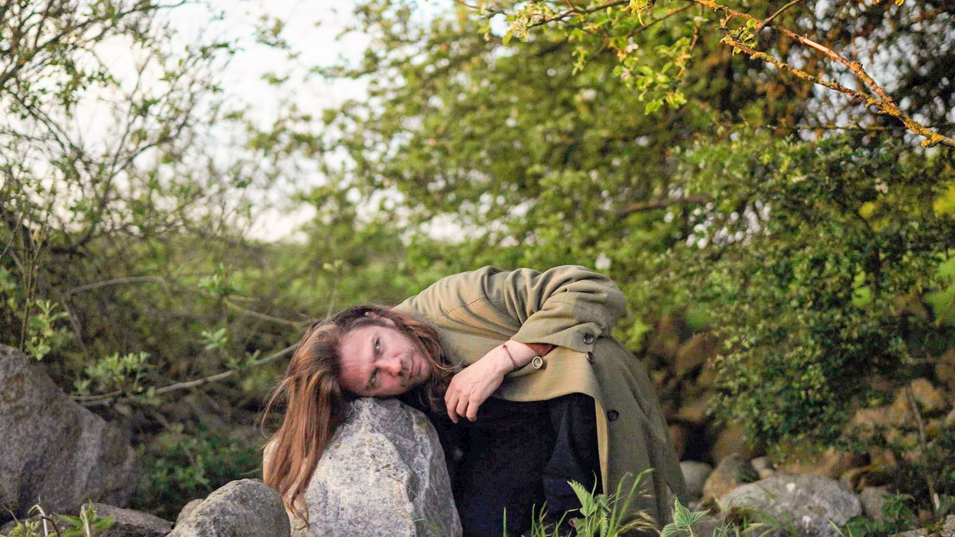 In einem Dorf, das es nicht gibt Background