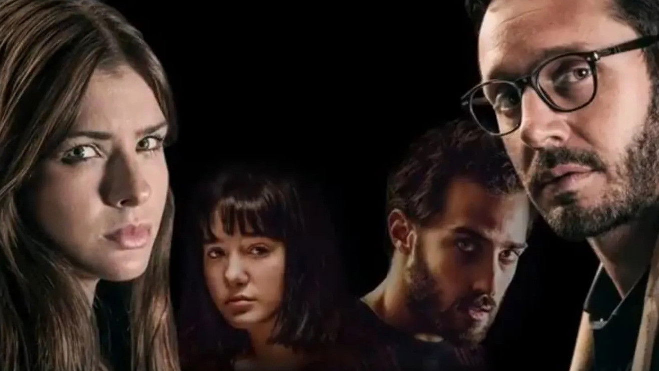 Los padecientes Background