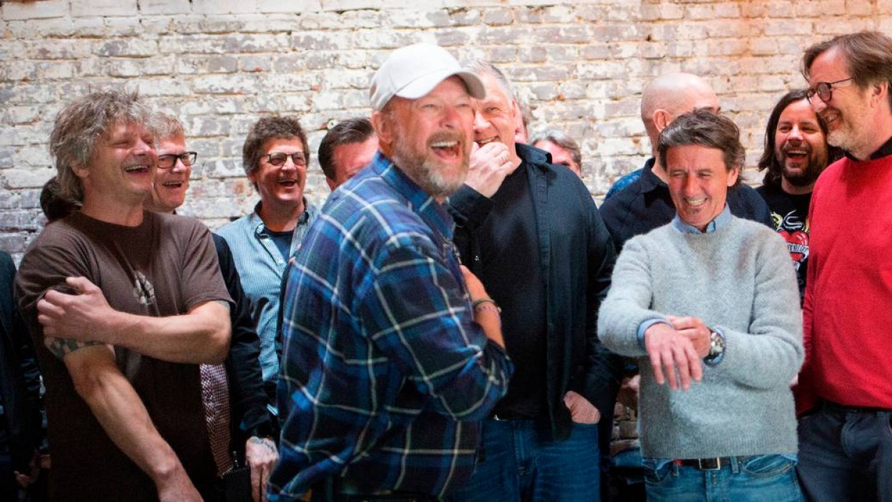 The Men's Room Background