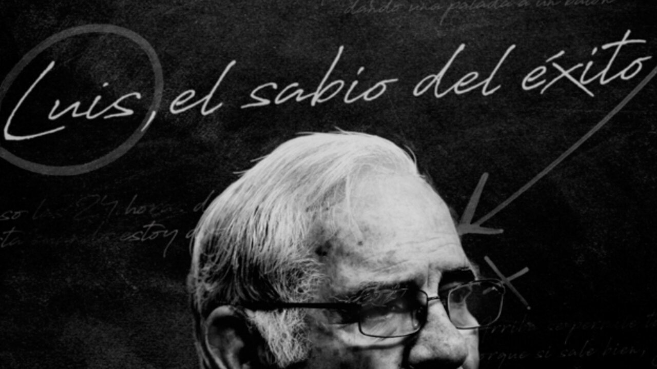 Luis Aragonés, el sabio del éxito Background