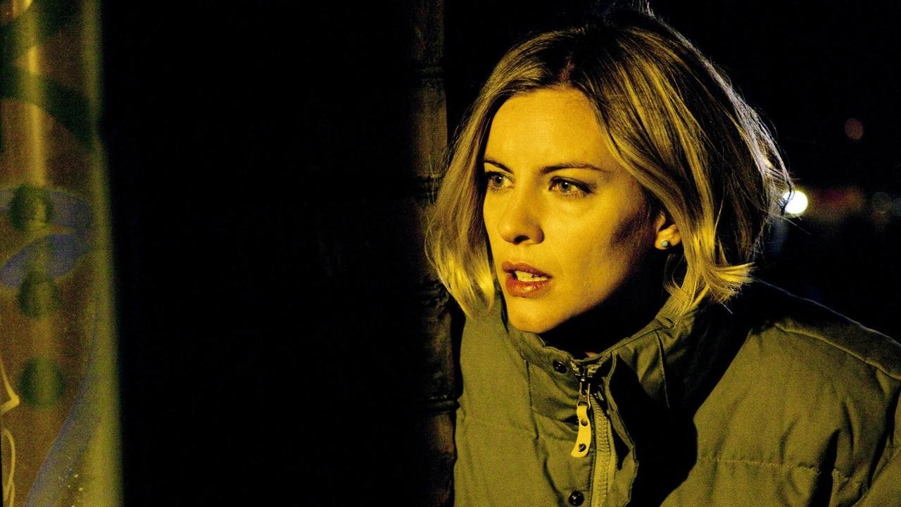 Annika Bengtzon: Crime Reporter - The Red Wolf Background